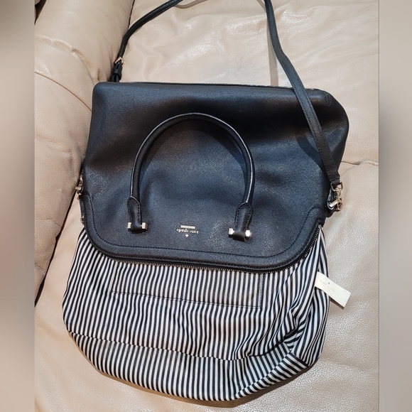 Kate Spade Black Saffiano Leather bag with crossbody strap, 13"x10"x5" EUC - Picture 6 of 15